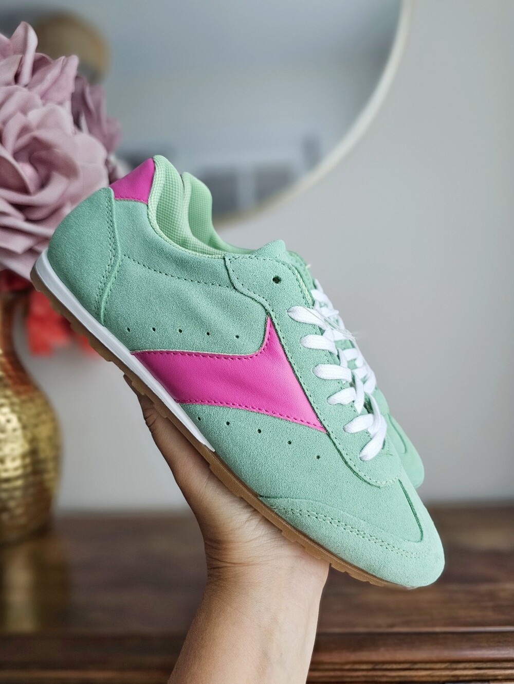 Mila Paoli Made in Italy Mint Pink Suede Leather Sneakers Size 9 NWT